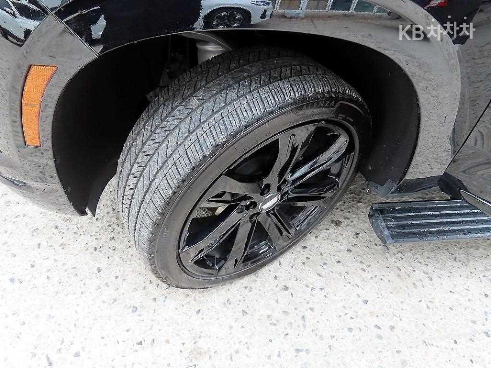 Cadillac ESCALADE(5) 2025 — Korean used car export