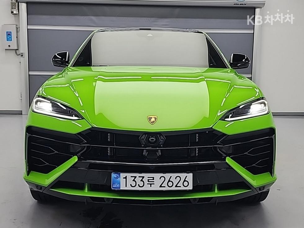 Lamborghini Urus — miniaturë 2