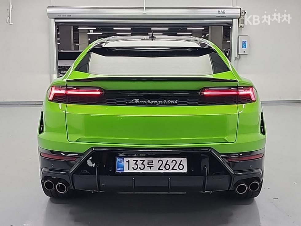 Lamborghini Urus — miniaturë 3