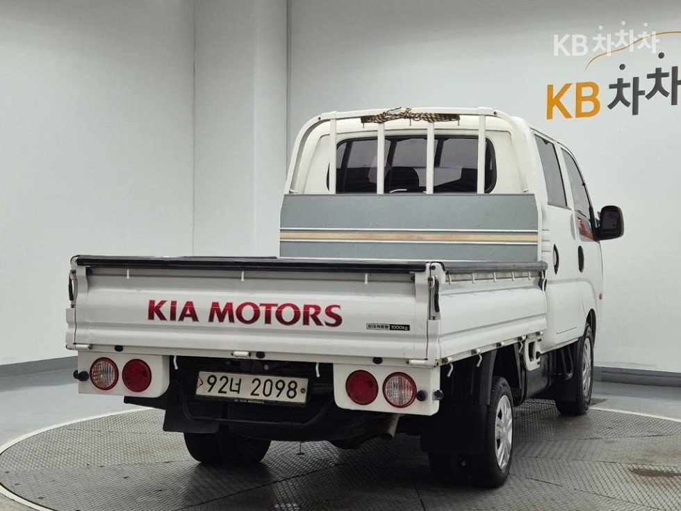 2018 - kia bongo iii