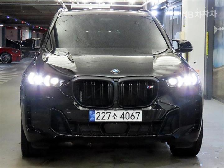 BMW X5 — miniaturë 2