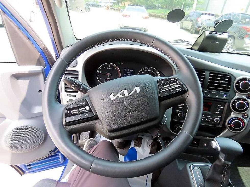 2025 - kia bongo iii