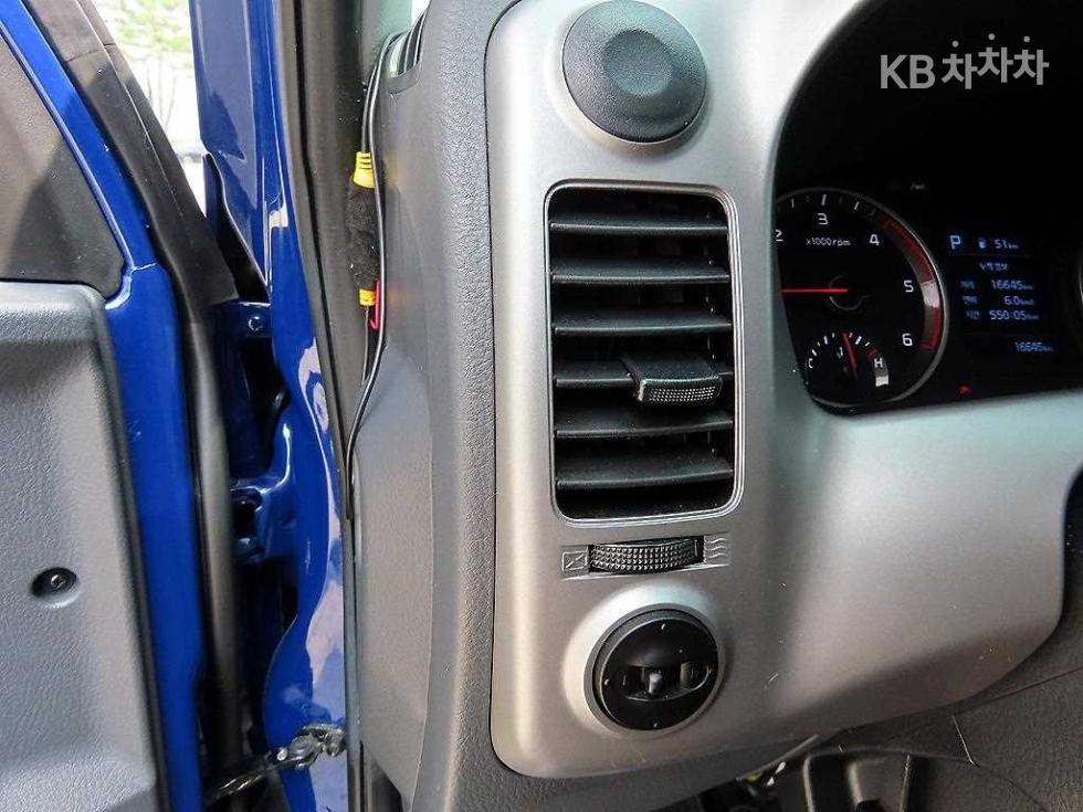 2025 - kia bongo iii