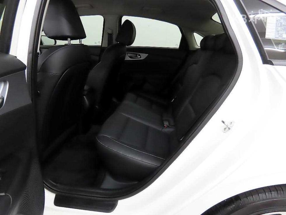 2022 - kia k3