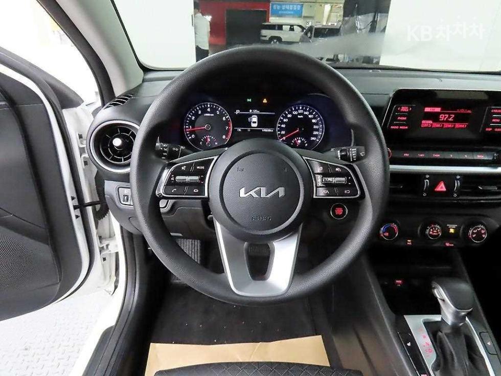 2022 - kia k3