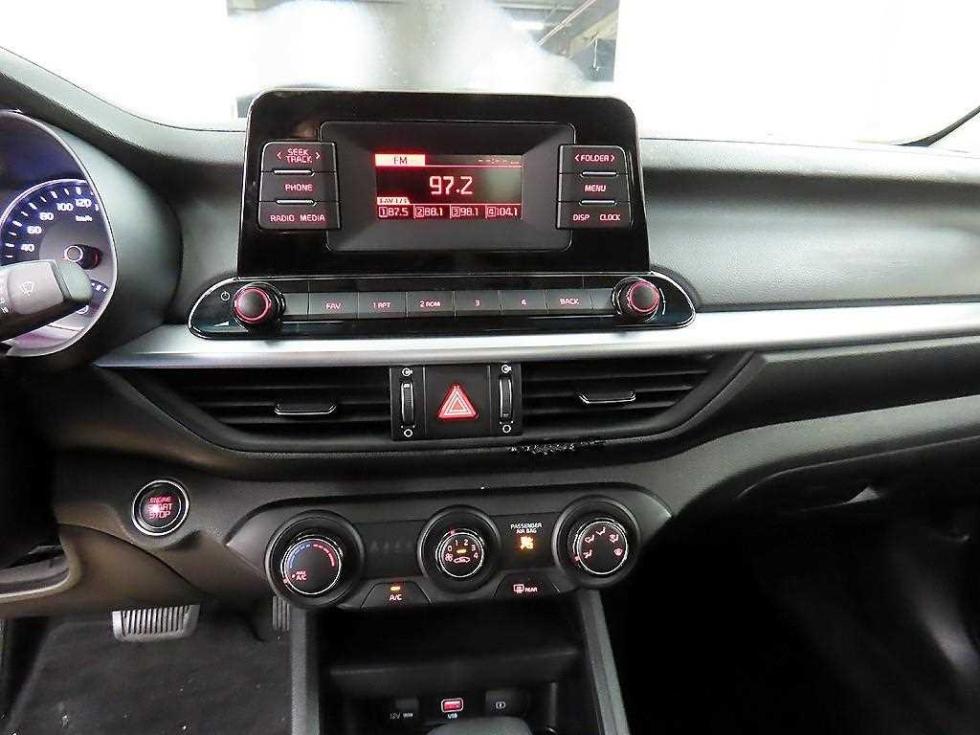 2022 - kia k3