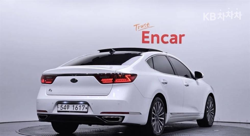 2019 - kia k7