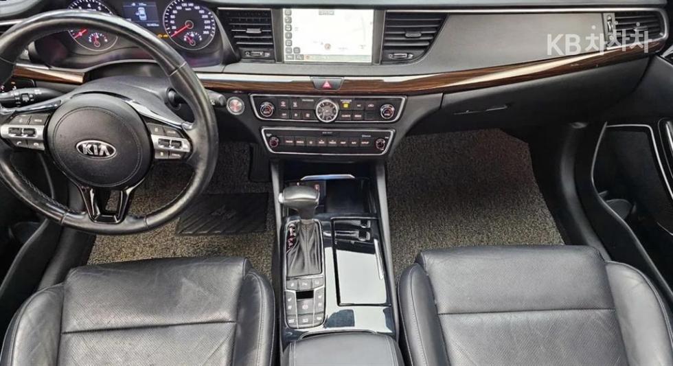 2019 - kia k7