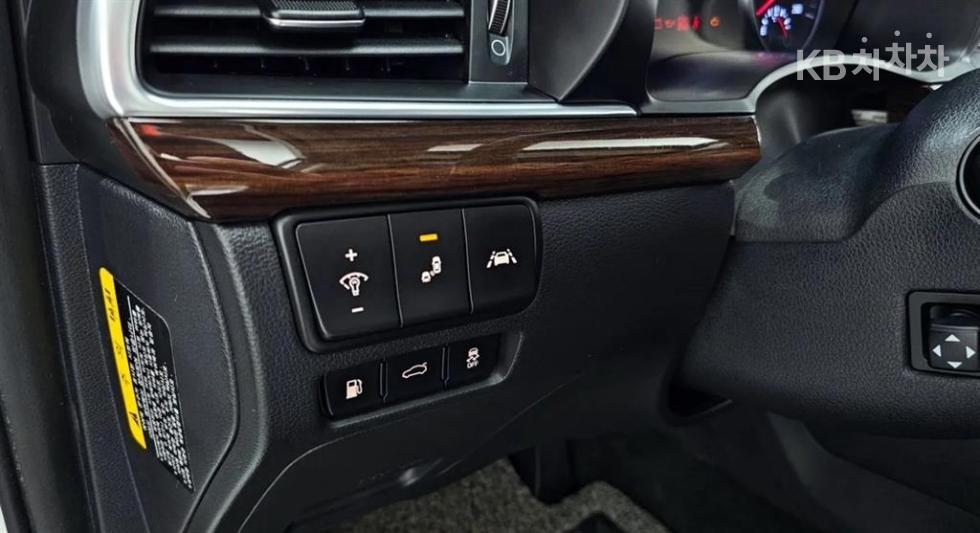 2019 - kia k7