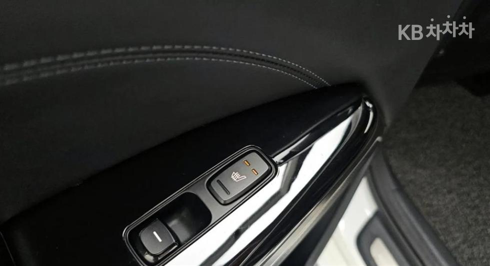 2019 - kia k7