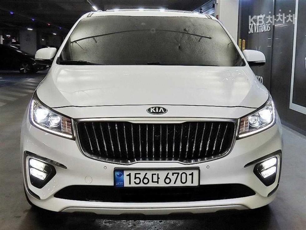 2019 - kia carnival