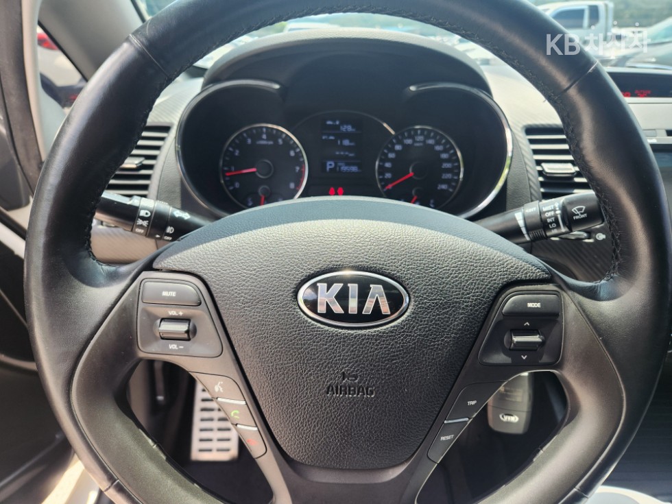 2014 - kia k3