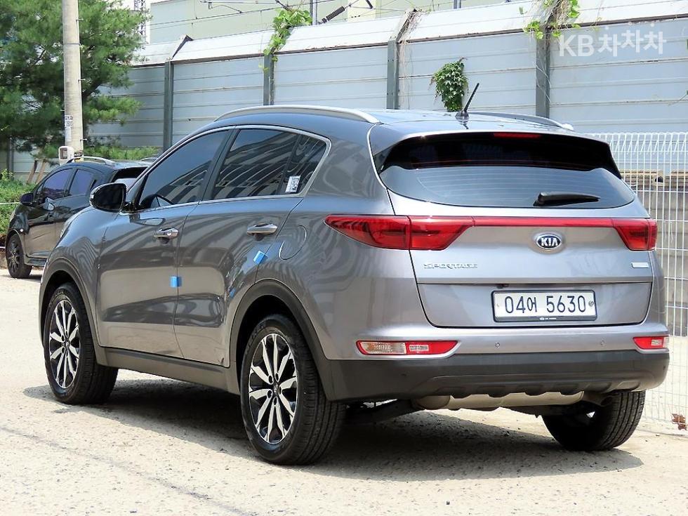 2017 - kia sportage