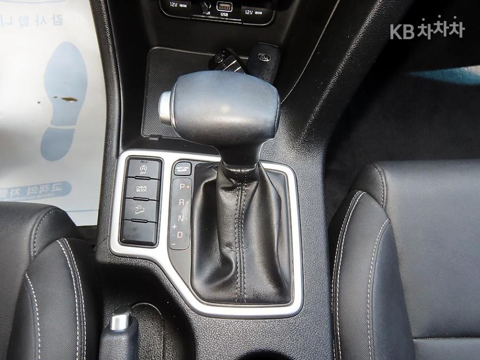 2017 - kia sportage