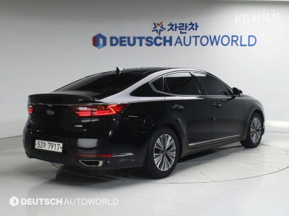 2018 - kia k7