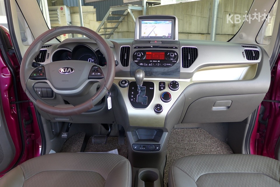 2013 - kia ray