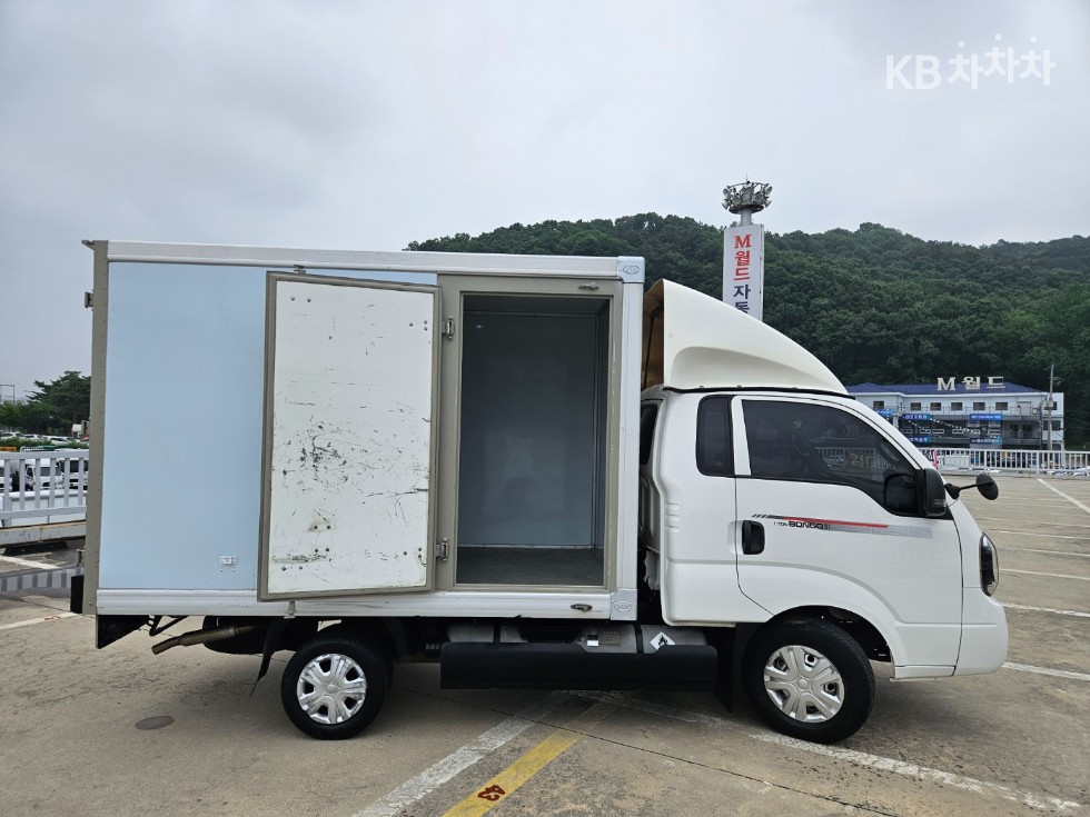 2022 - kia bongo iii