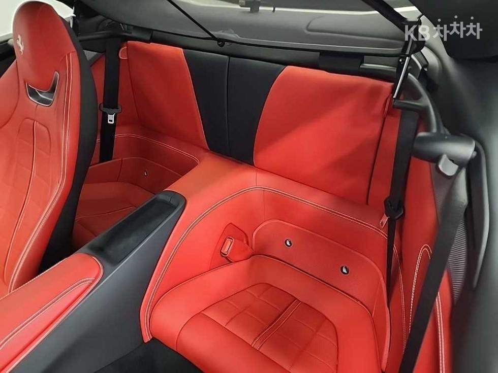 Ferrari Portofino — miniaturë 12
