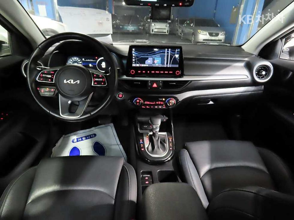 2022 - kia k3