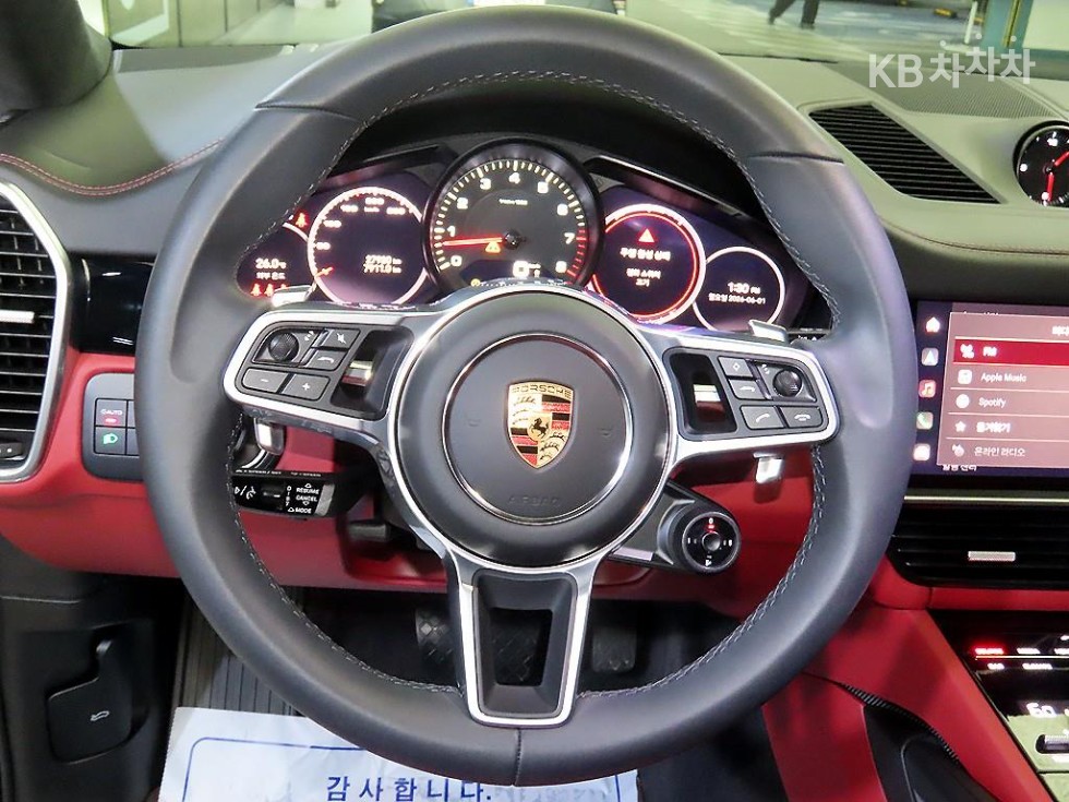 2023 Porsche (9Y0) photo