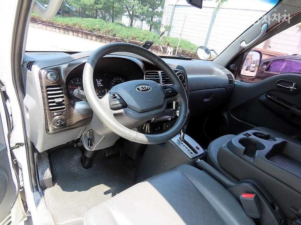 2019 - kia bongo iii