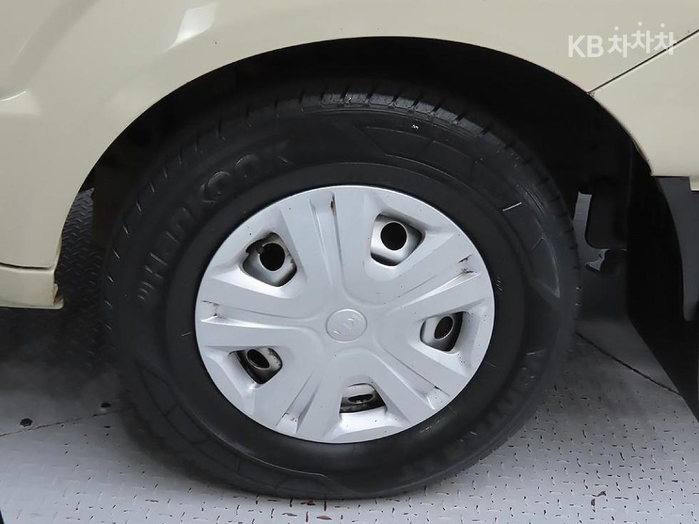 2019 - kia bongo iii