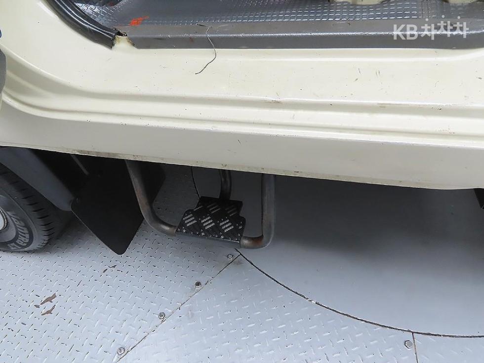 2019 - kia bongo iii