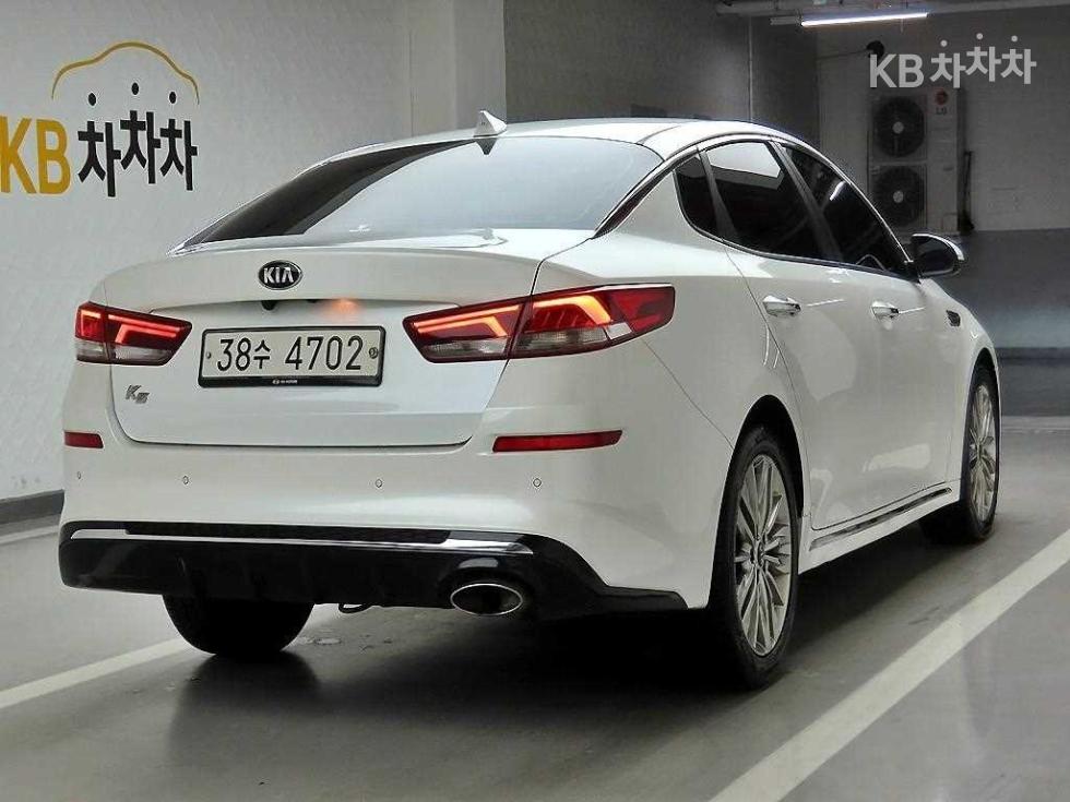 2019 - kia k5