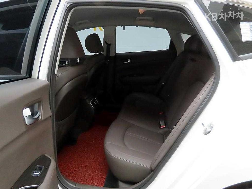 2019 - kia k5