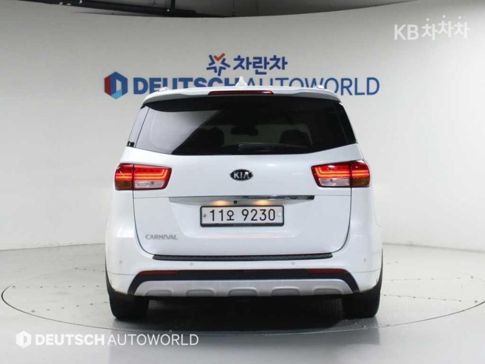 2016 - kia carnival