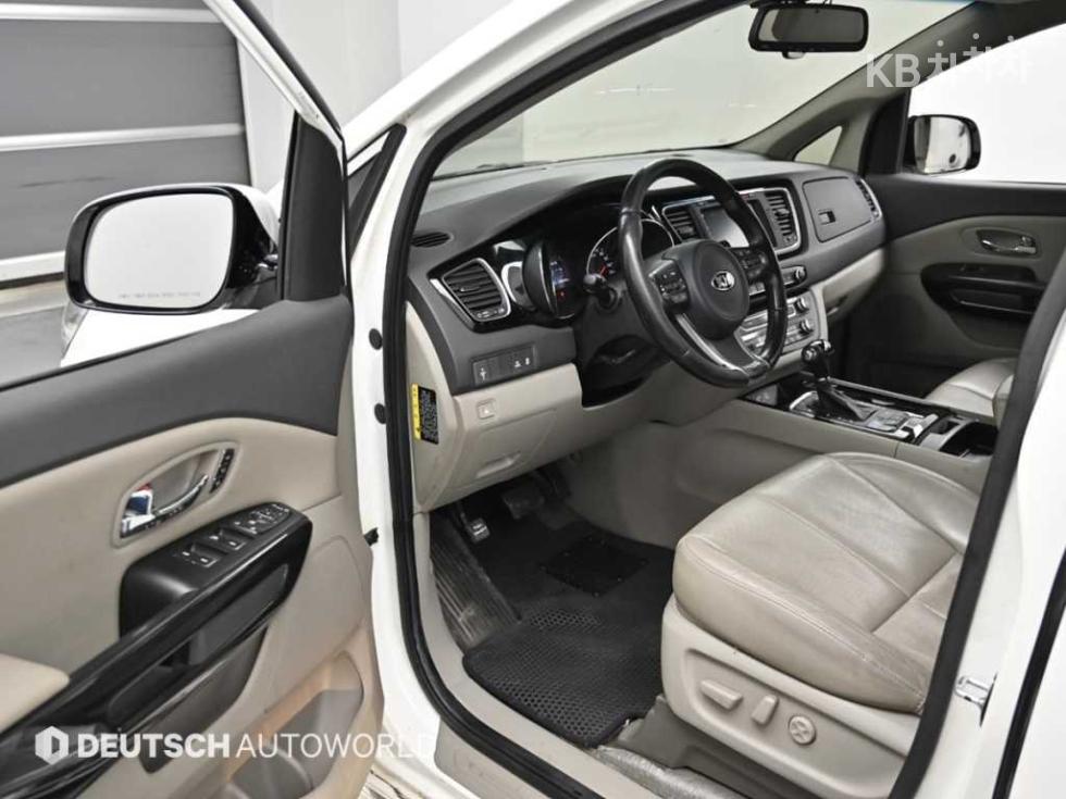 2016 - kia carnival