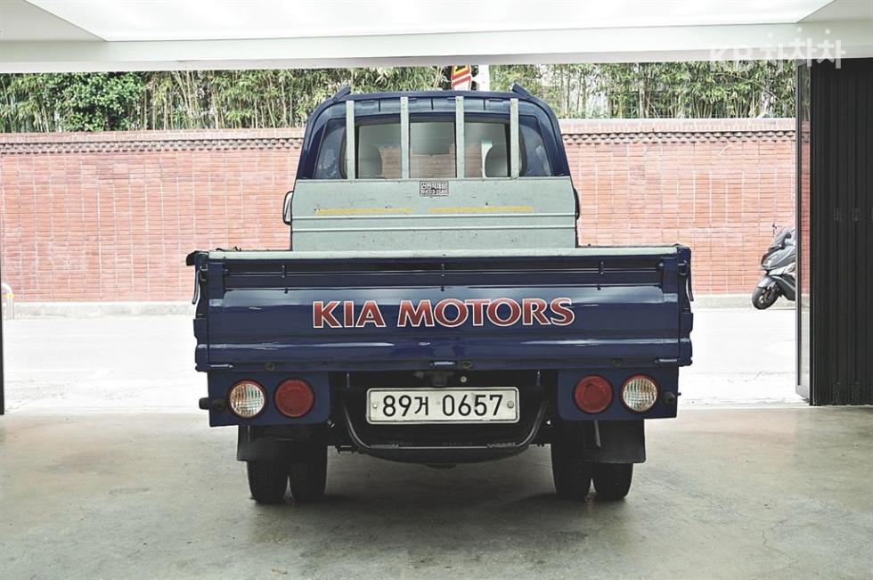 2018 - kia bongo iii