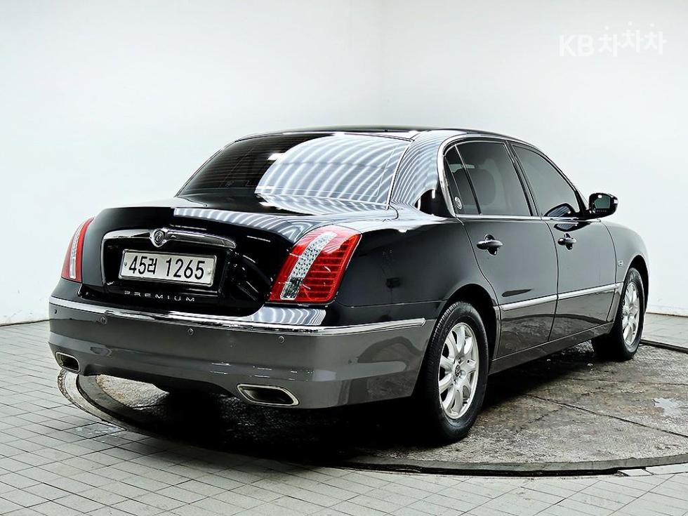 2010 - kia opirus