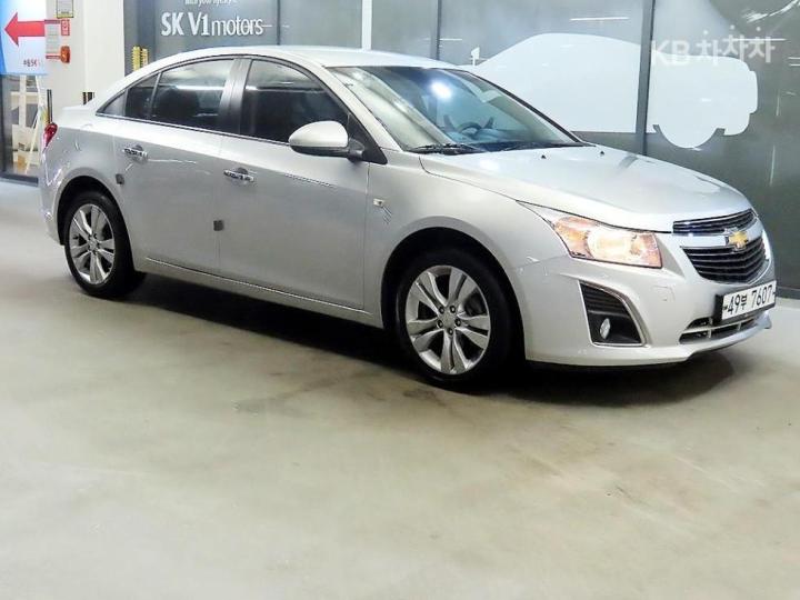 Chevrolet Cruze 1.8 LT Base Type