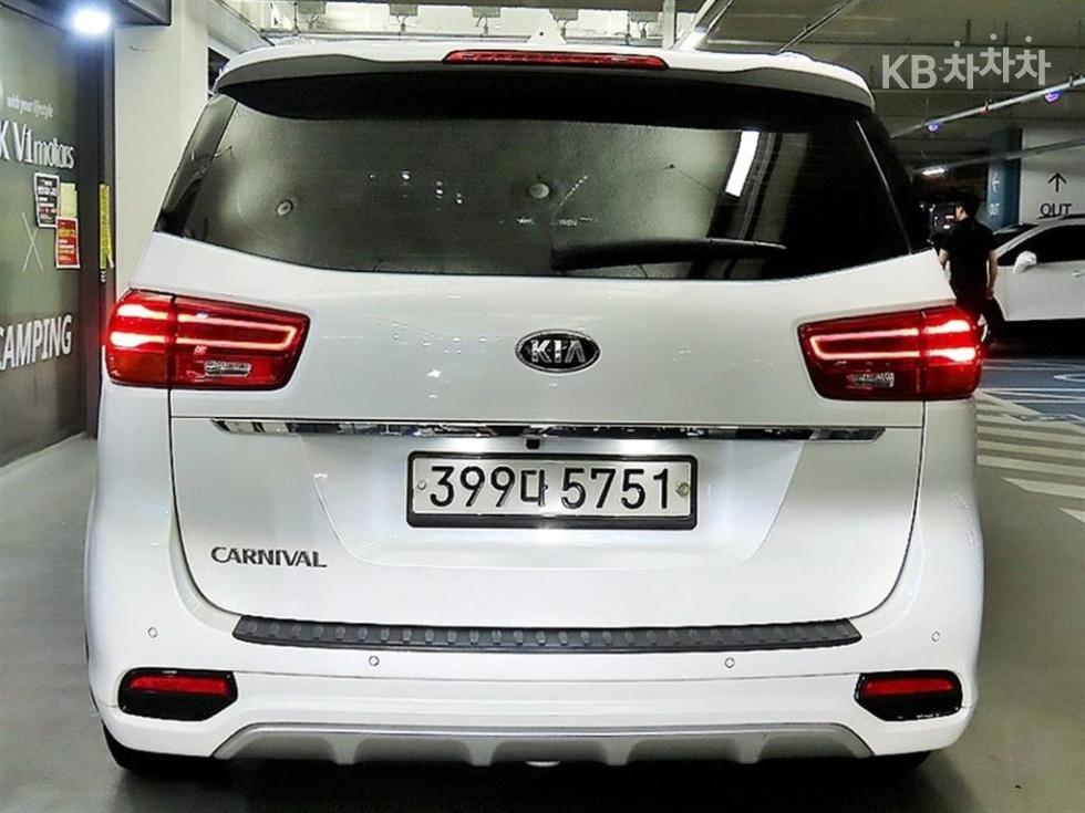 2019 - kia carnival