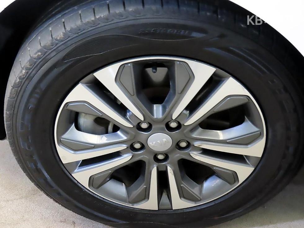 2019 - kia carnival
