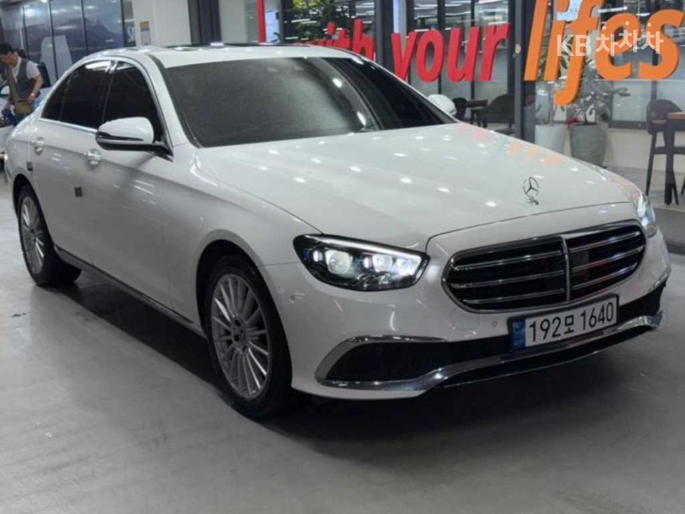 2020 Mercedes-Benz E (W213) photo