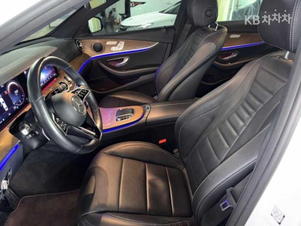 2020 Mercedes-Benz E (W213) photo