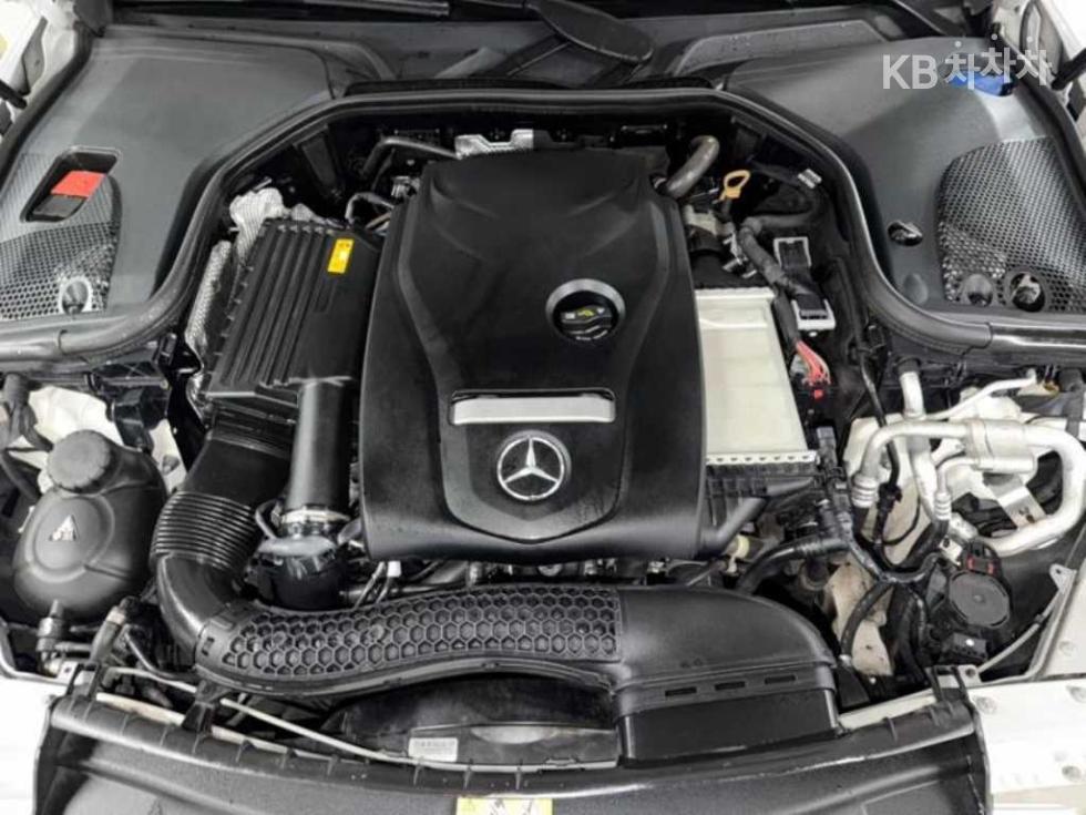 2020 Mercedes-Benz E (W213) photo