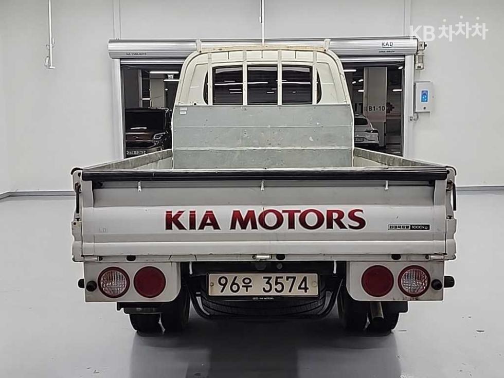 2021 - kia bongo iii