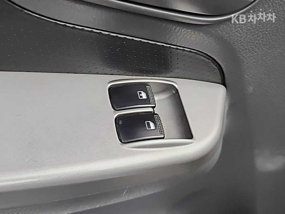 2021 - kia bongo iii