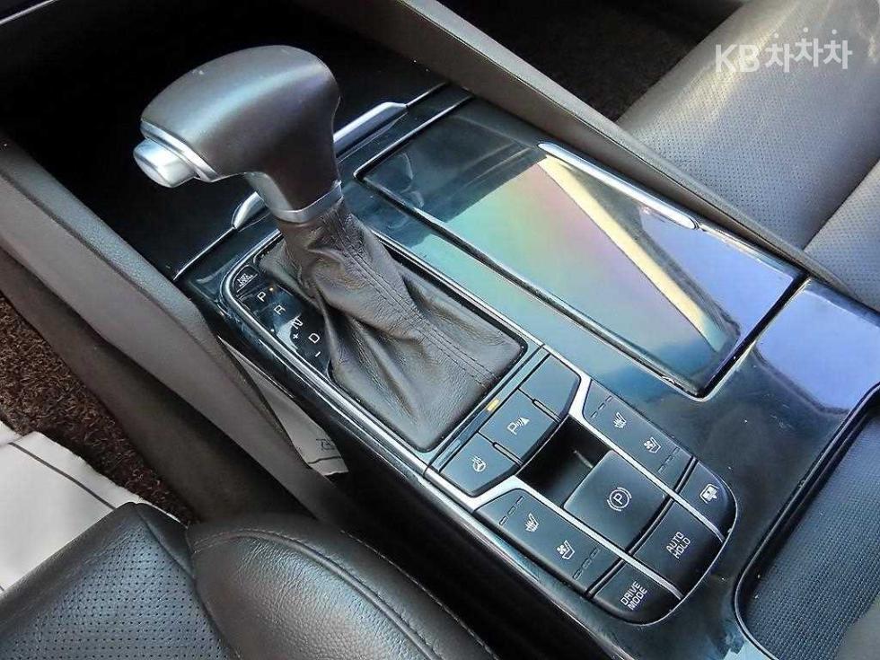 2016 - kia k7