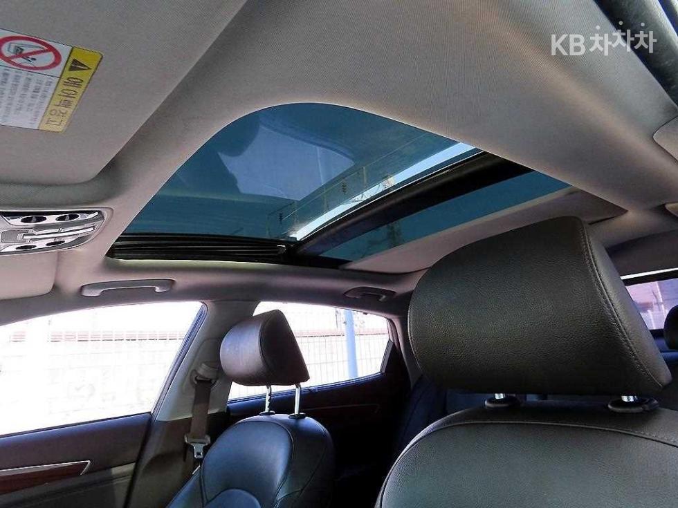 2016 - kia k7