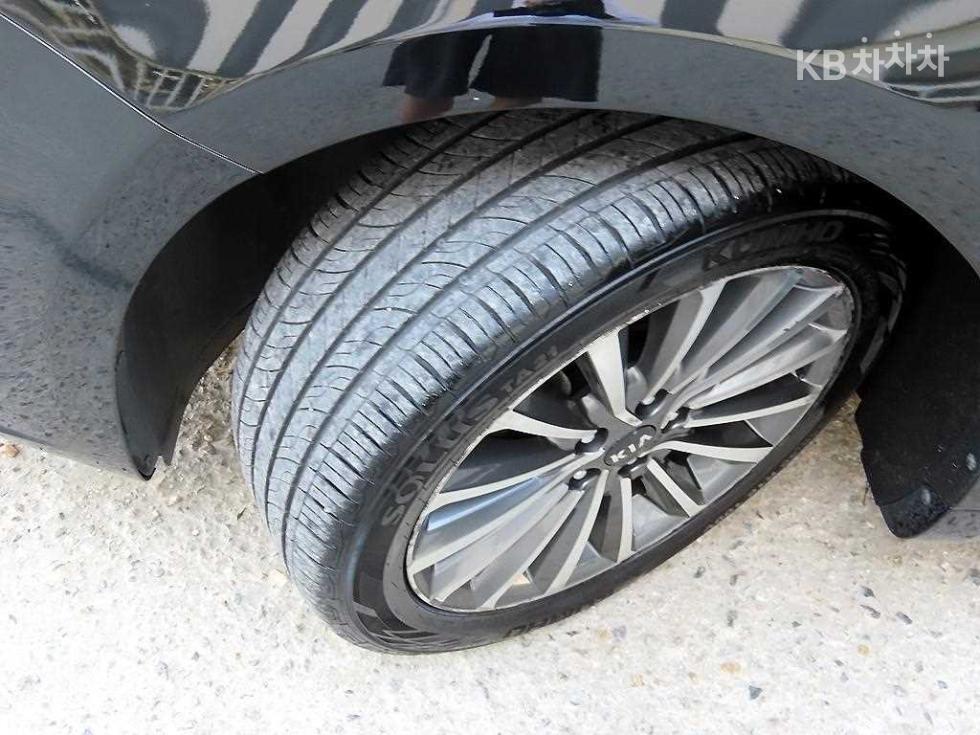 2016 - kia k7