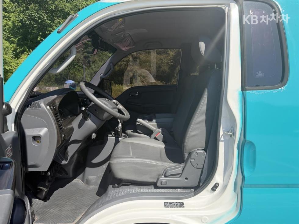 2019 - kia bongo iii