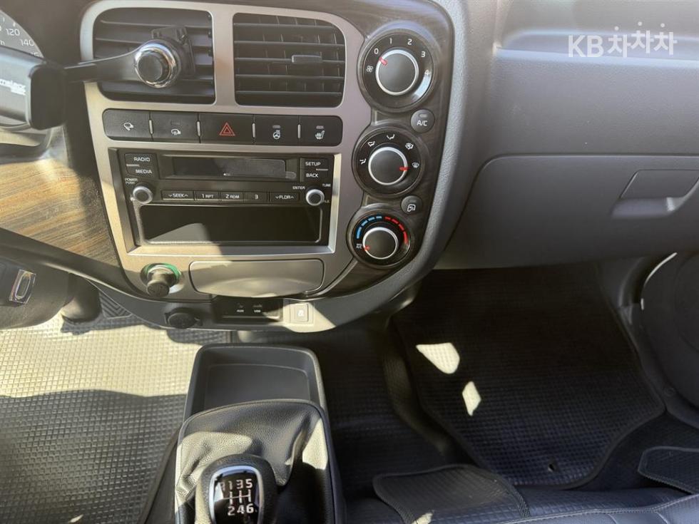 2019 - kia bongo iii