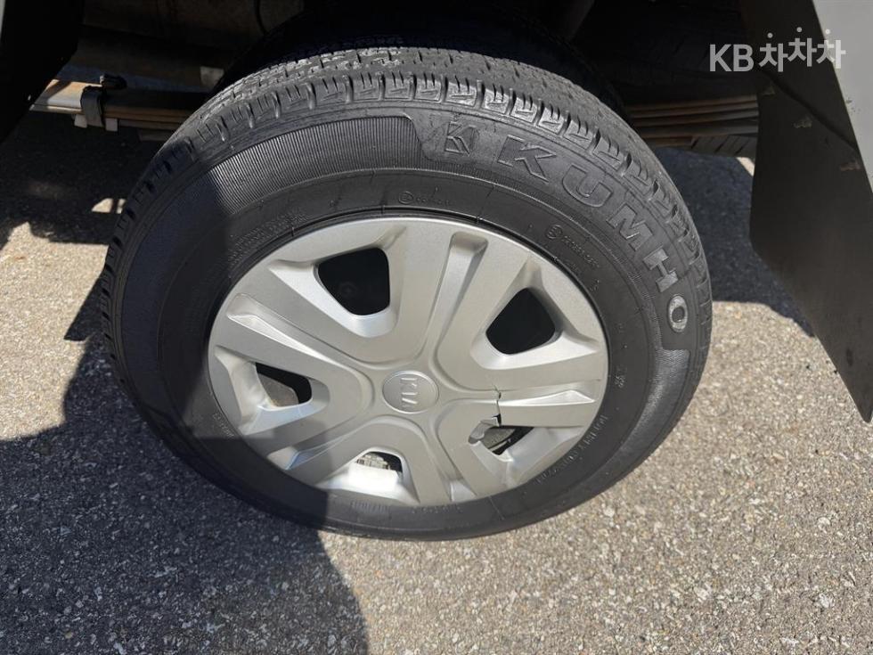 2019 - kia bongo iii