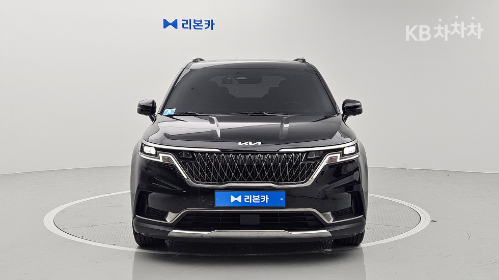 2023 - kia carnival