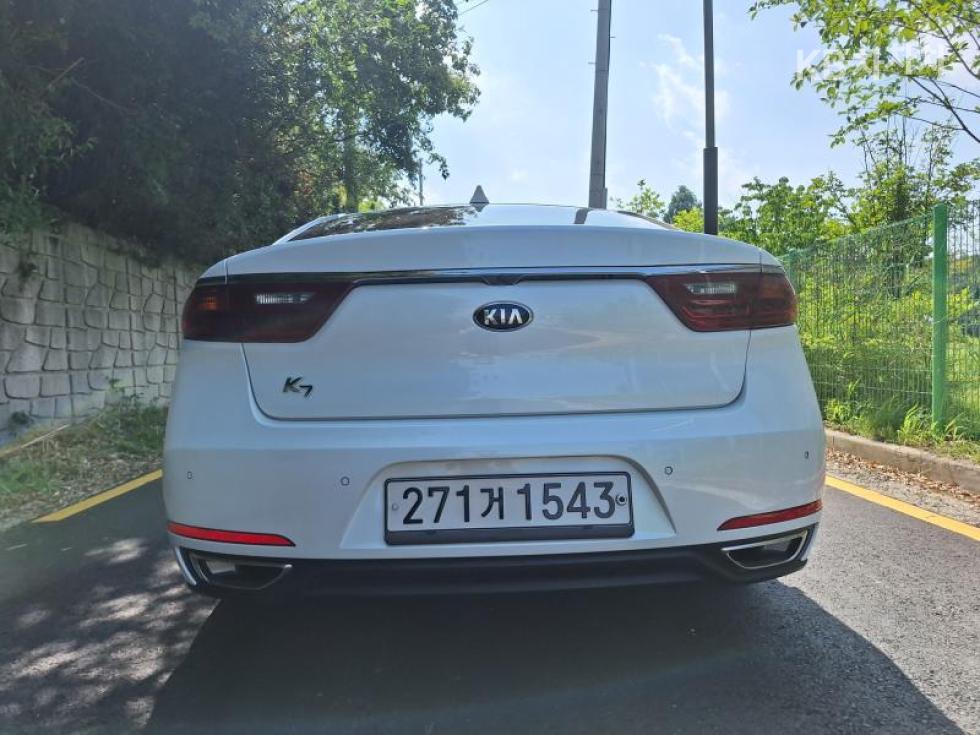 2018 - kia k7