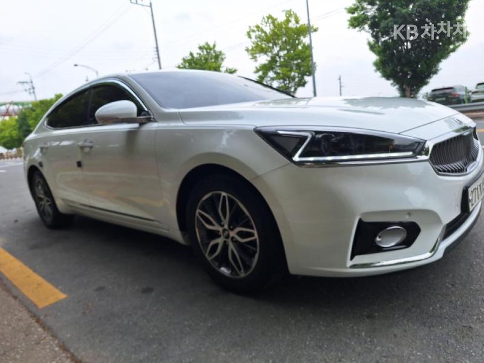 2018 - kia k7